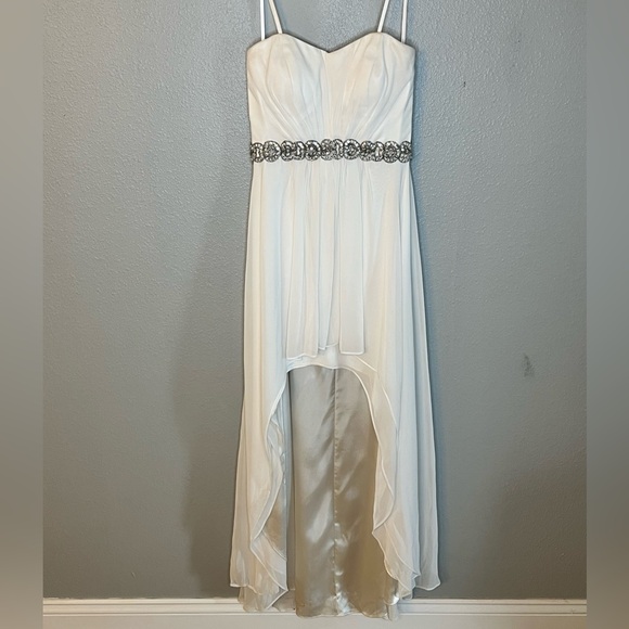 Xscape White High Low Dress with Embellished Waist - Picture 1 of 2